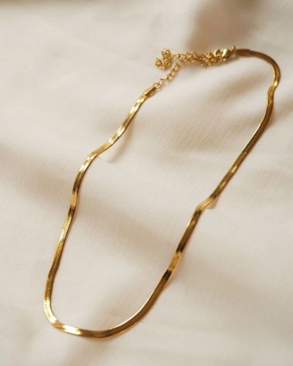 Golden Snake Chain- Female Luxury