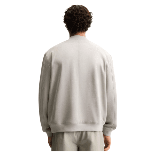 Pull&Bear Quilted Bomber Jacket: Sustainable Style and Comfort - Image 5